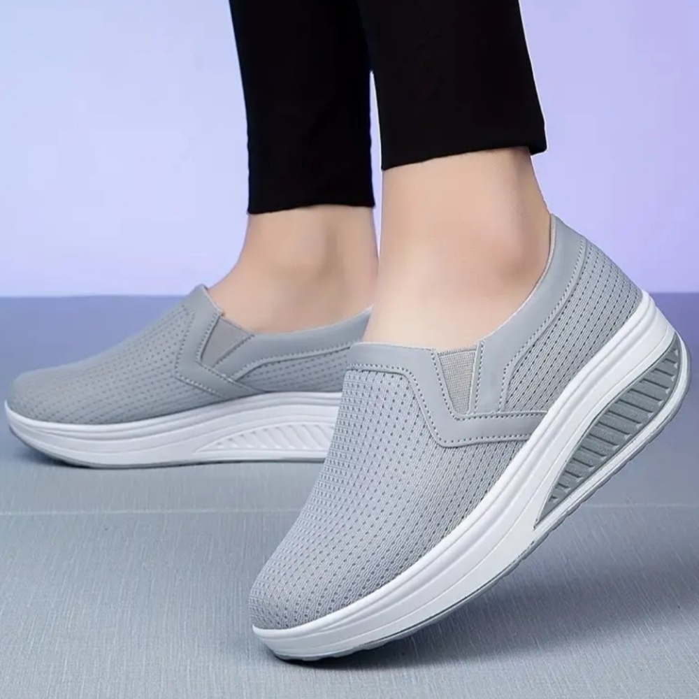 Girls Grey Sneakers Size 2.5